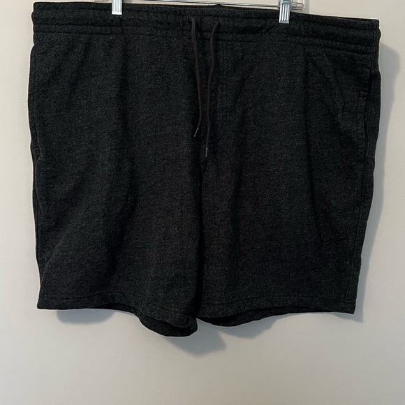 Bundle of three knit shorts. - Picture 12 of 14
